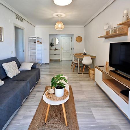 Love Rent4 Malaga Alamar 托雷莫利诺斯 外观 照片