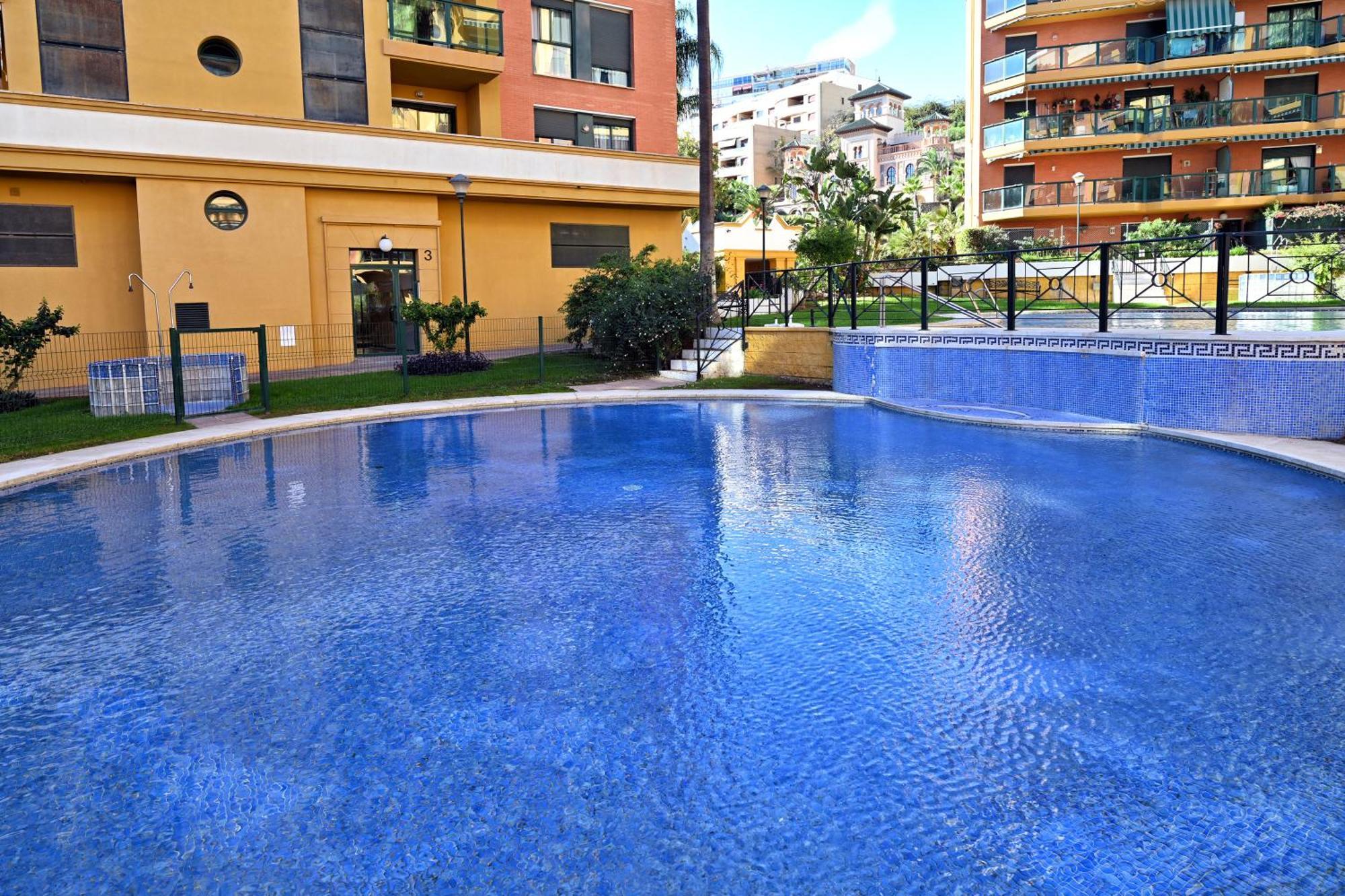 Love Rent4 Malaga Alamar 托雷莫利诺斯 外观 照片
