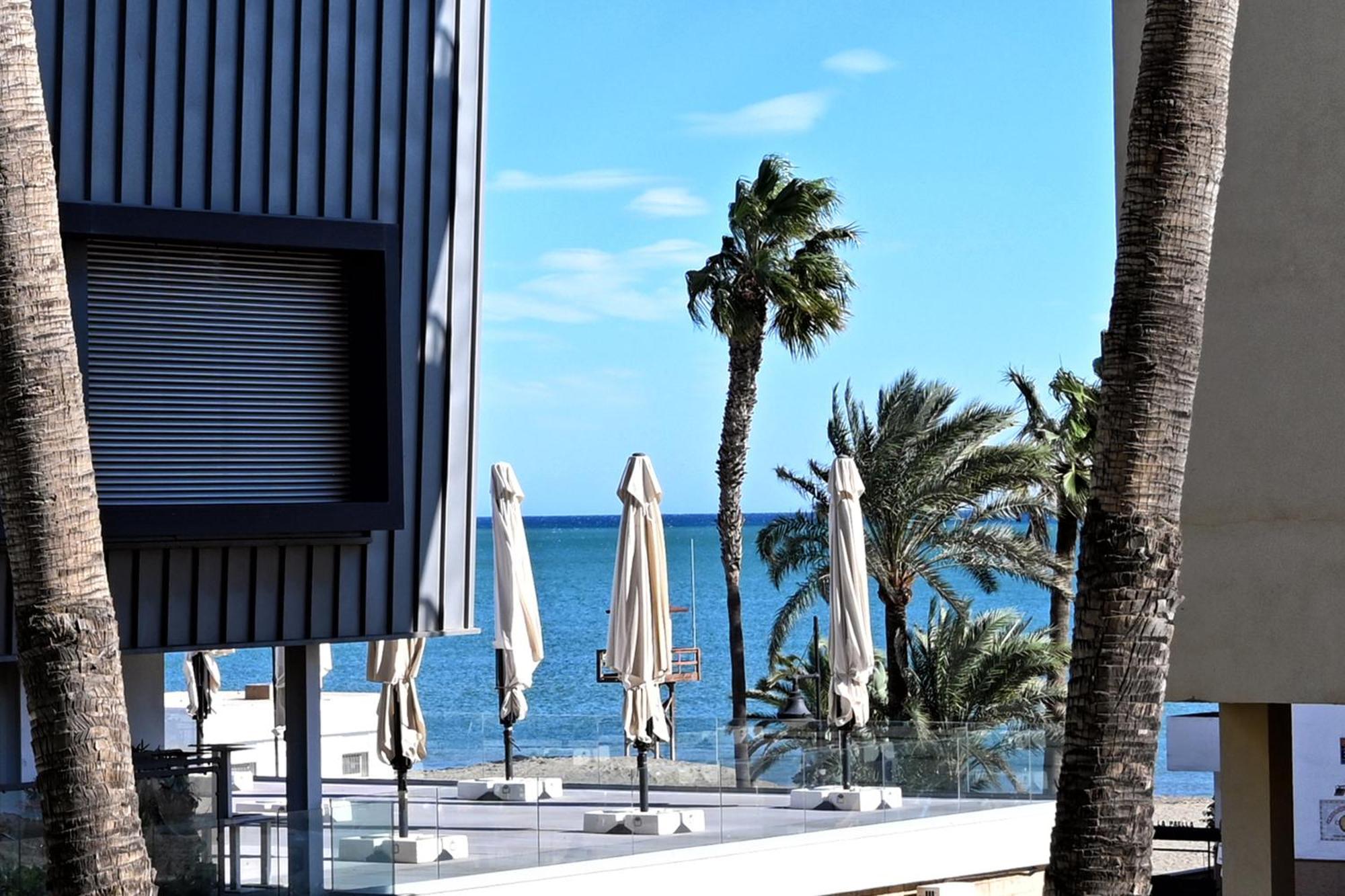 Love Rent4 Malaga Alamar 托雷莫利诺斯 外观 照片
